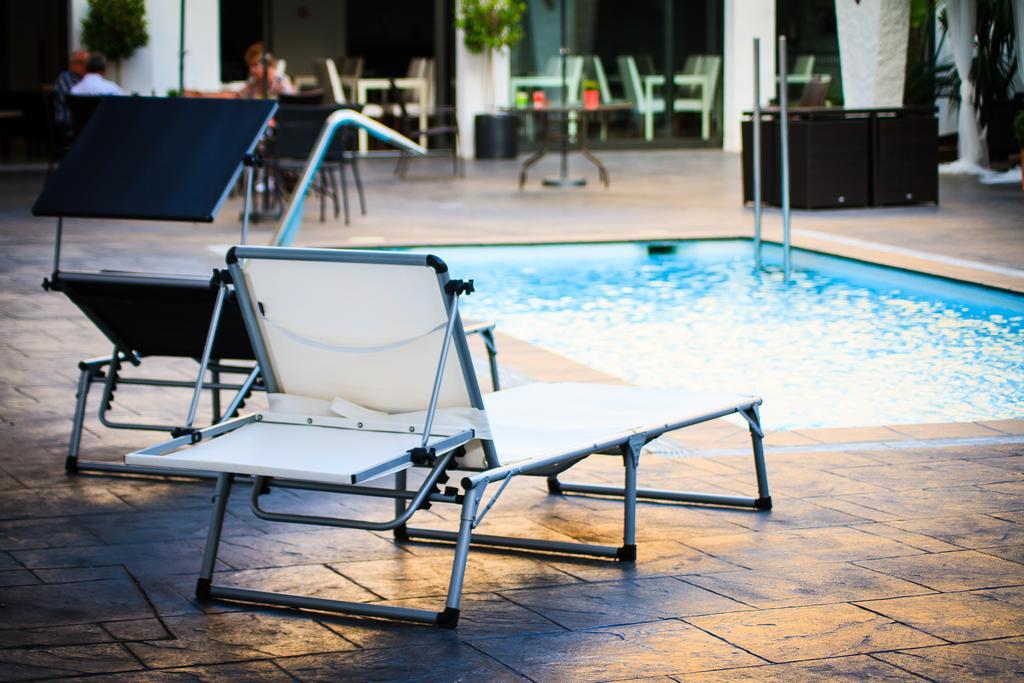 Hotel Salome Calafell Exterior photo
