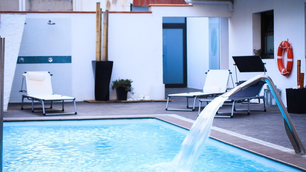 Hotel Salome Calafell Exterior photo